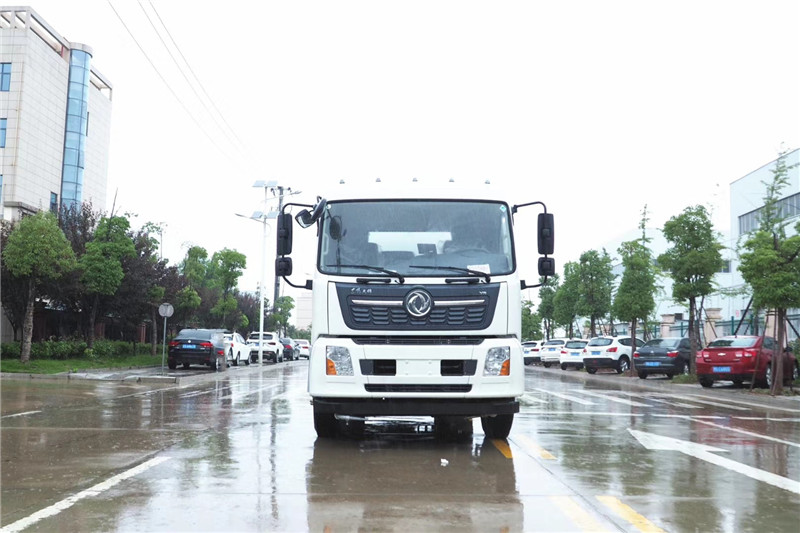 東風(fēng)天龍后八輪20噸噴霧車，國六綠化噴灑車